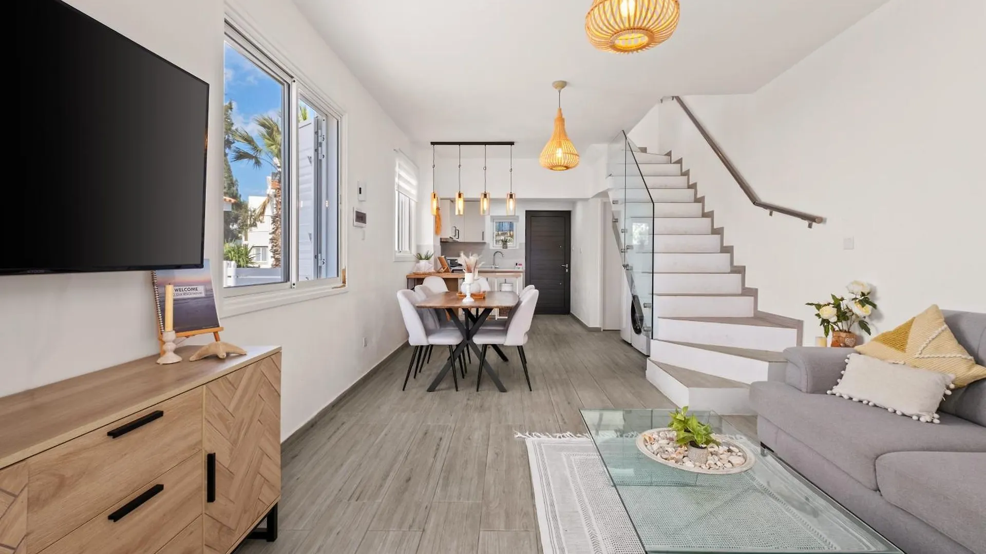Endless Summer Beach House Perivolia Holiday home